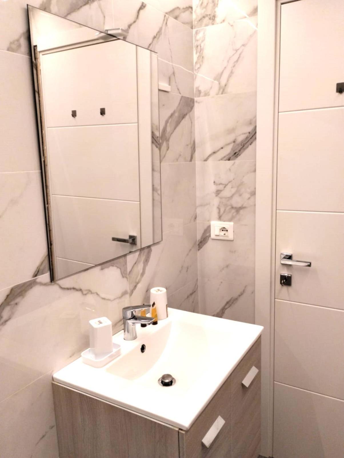Apartamento Casa Vacanze Buddy La Tua Base Per Visitare Il Mare Delle Cinque Terre La Spezia Exterior foto